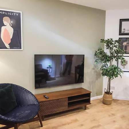 Modern & Spacious City Centre Apartment For Long Stay Manchester Exterior photo