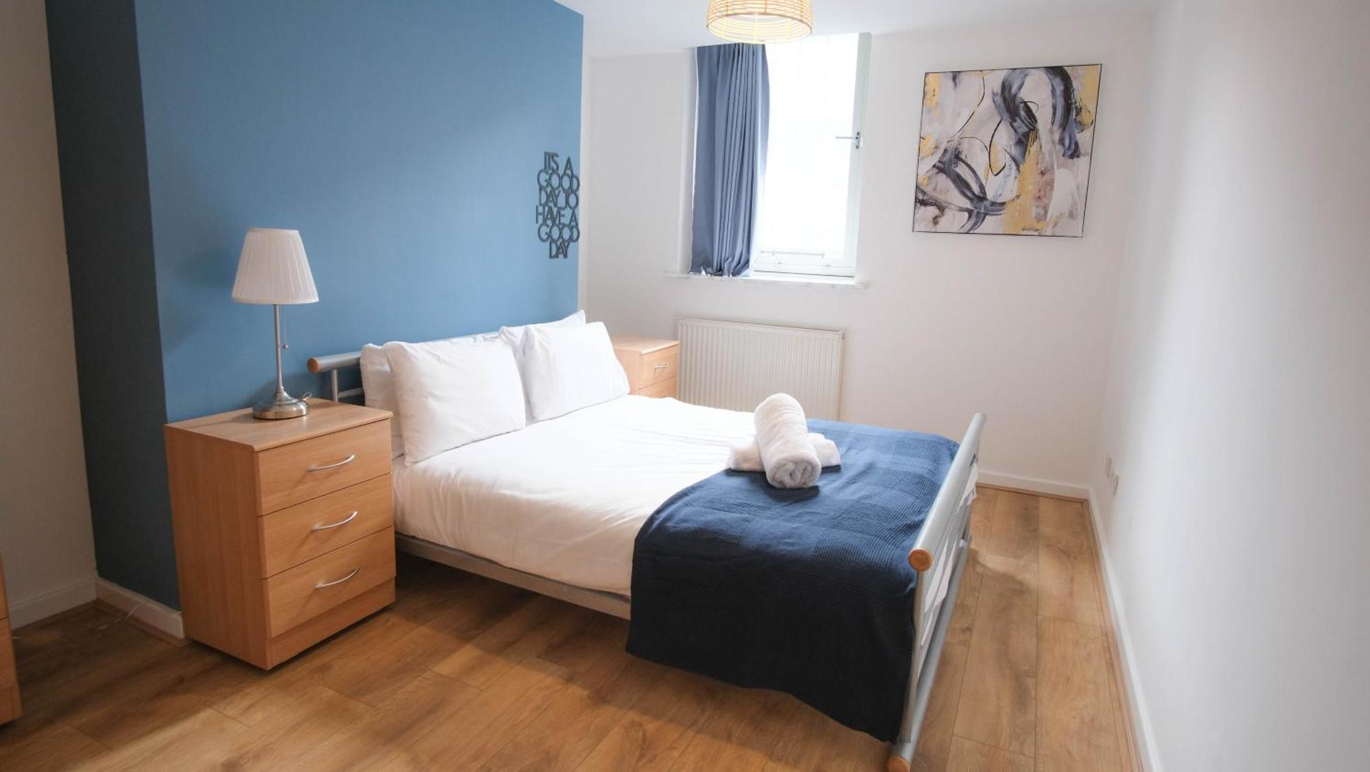Apartment Modern & Spacious Centre For Long Manchester